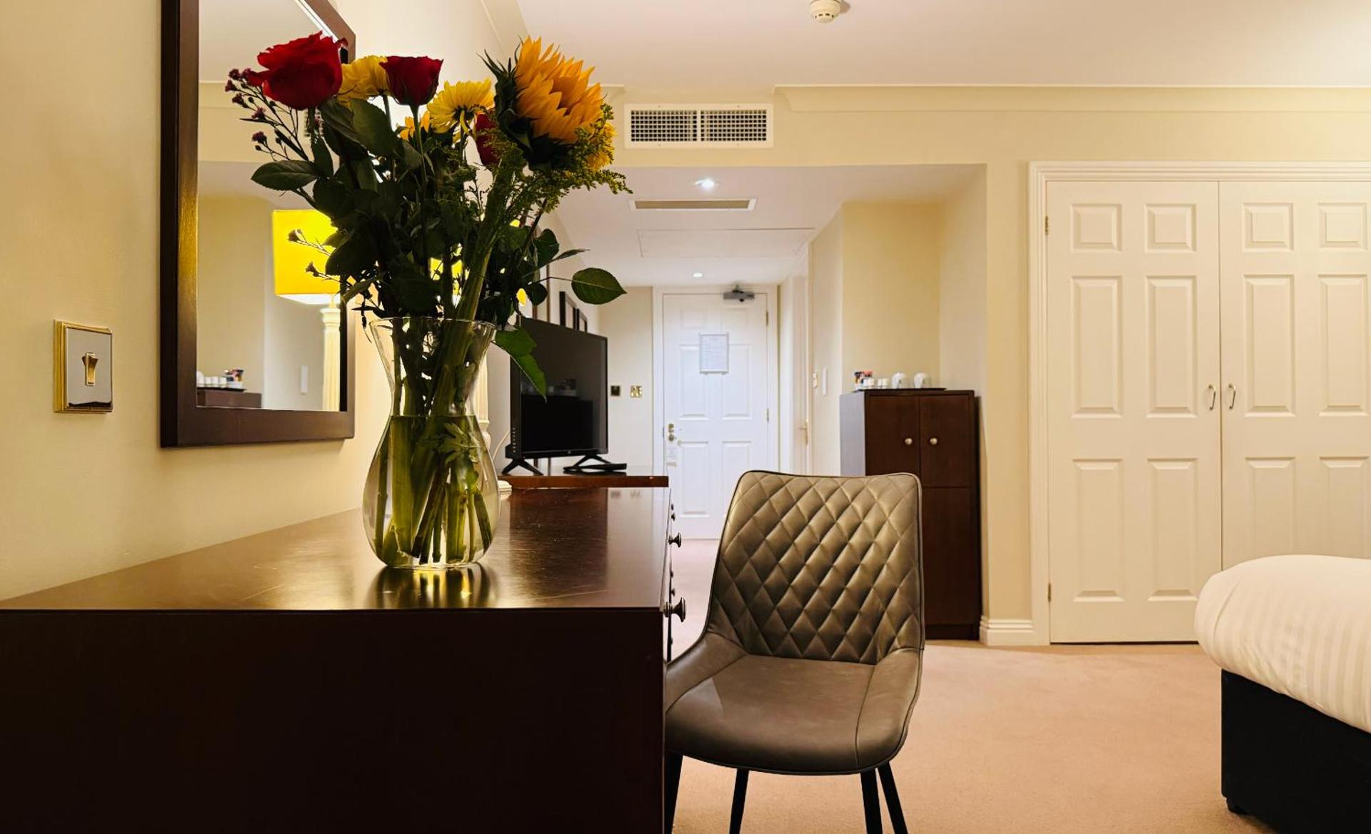 Photo of the whole room