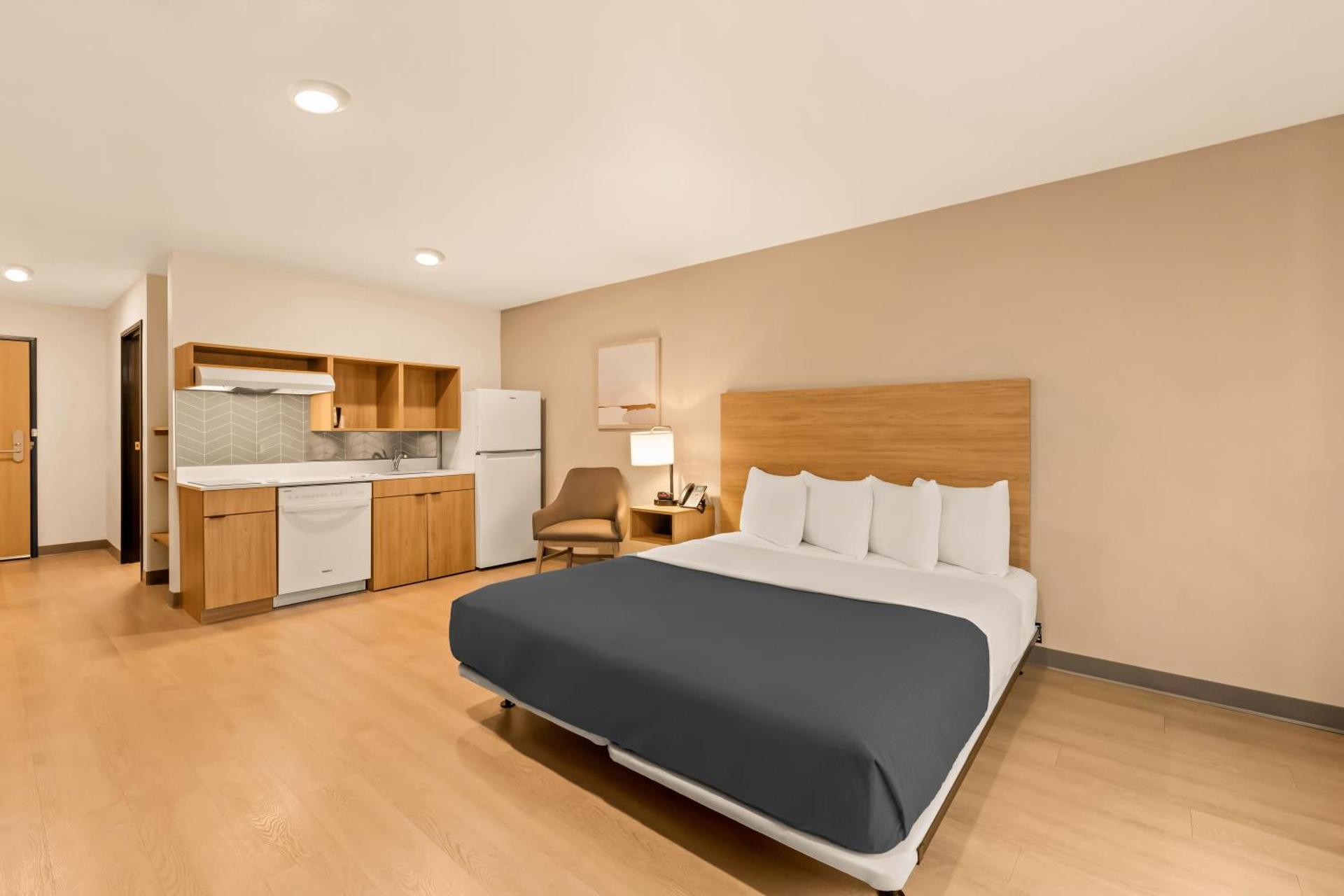 LivAway Suites Nashville-Smyrna