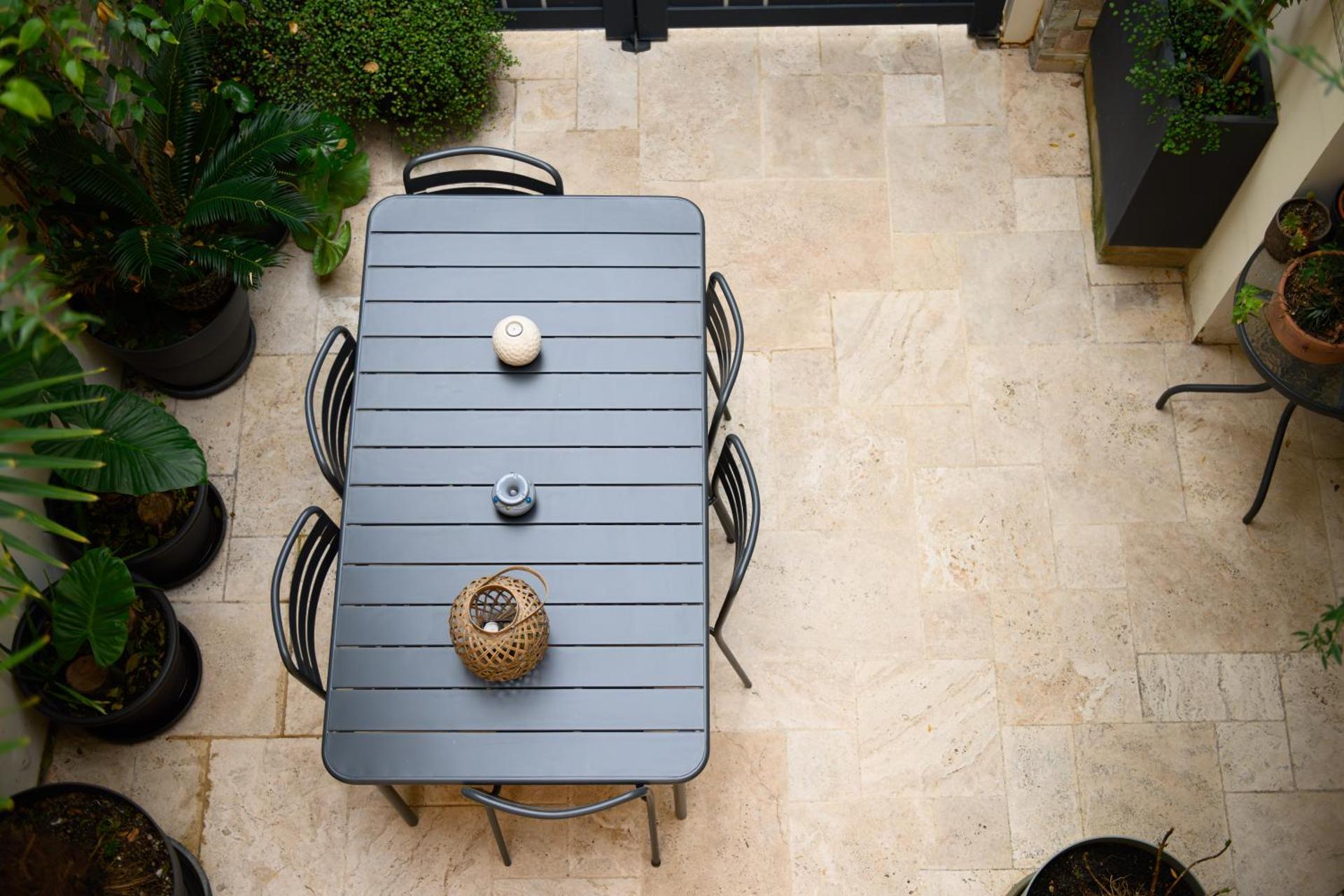 Inner courtyard view