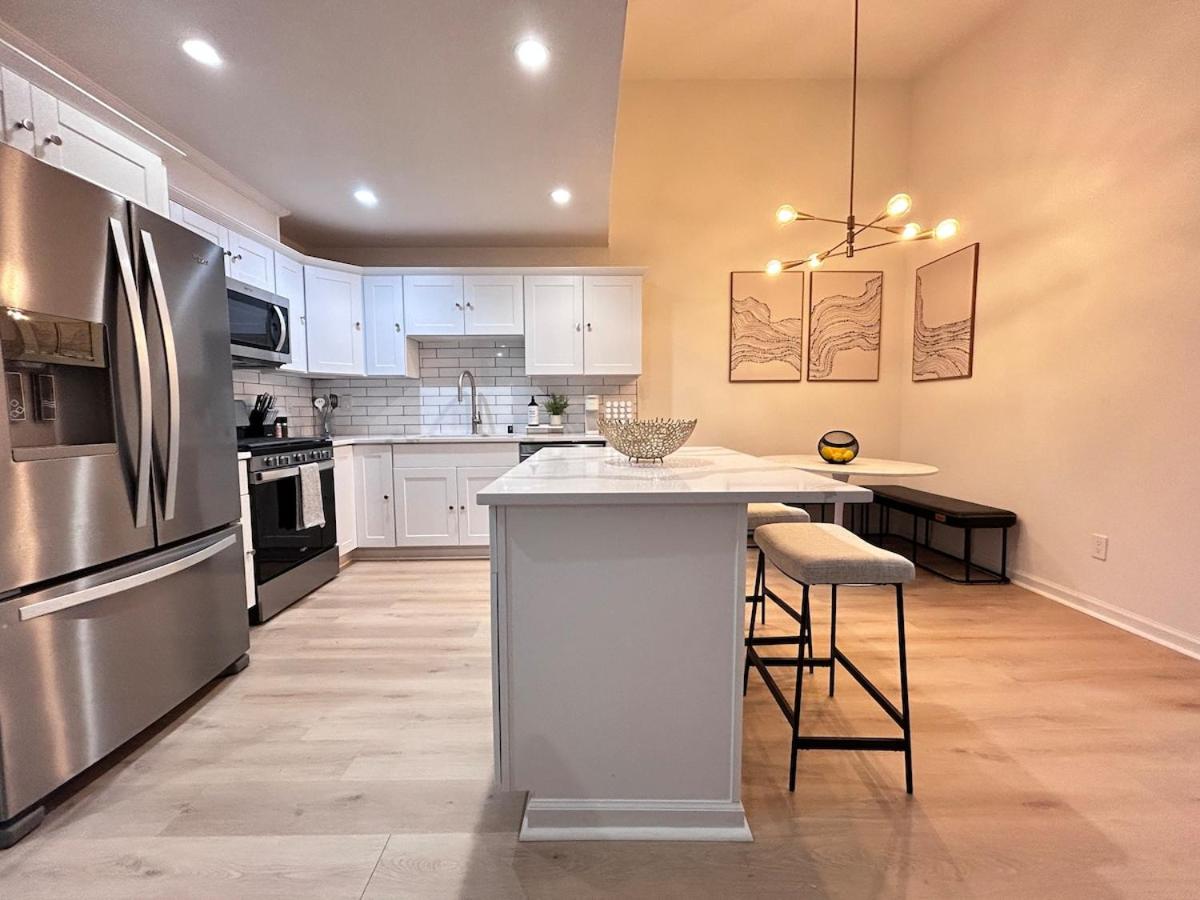 Quiet Community, Stylish Escape