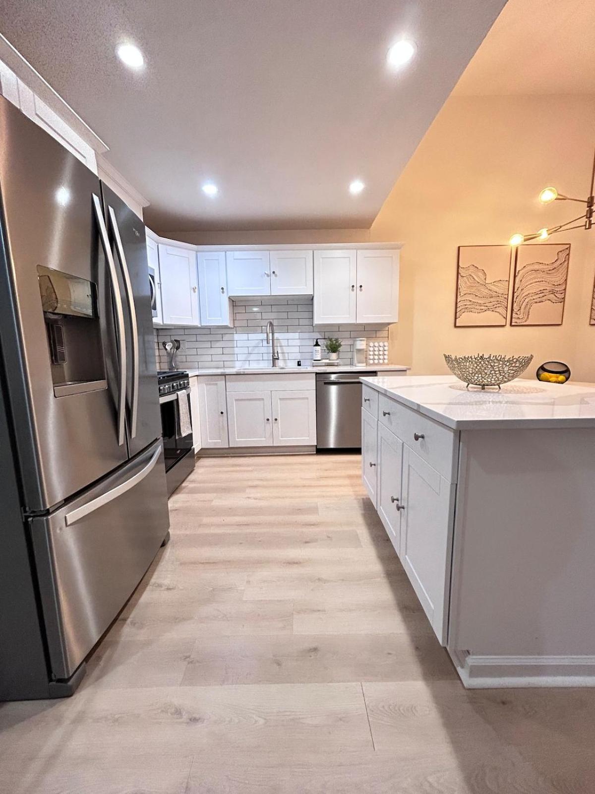 Quiet Community, Stylish Escape