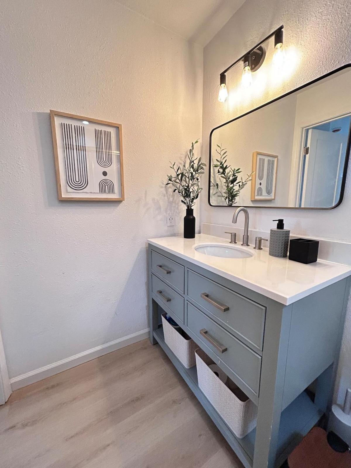 Quiet Community, Stylish Escape