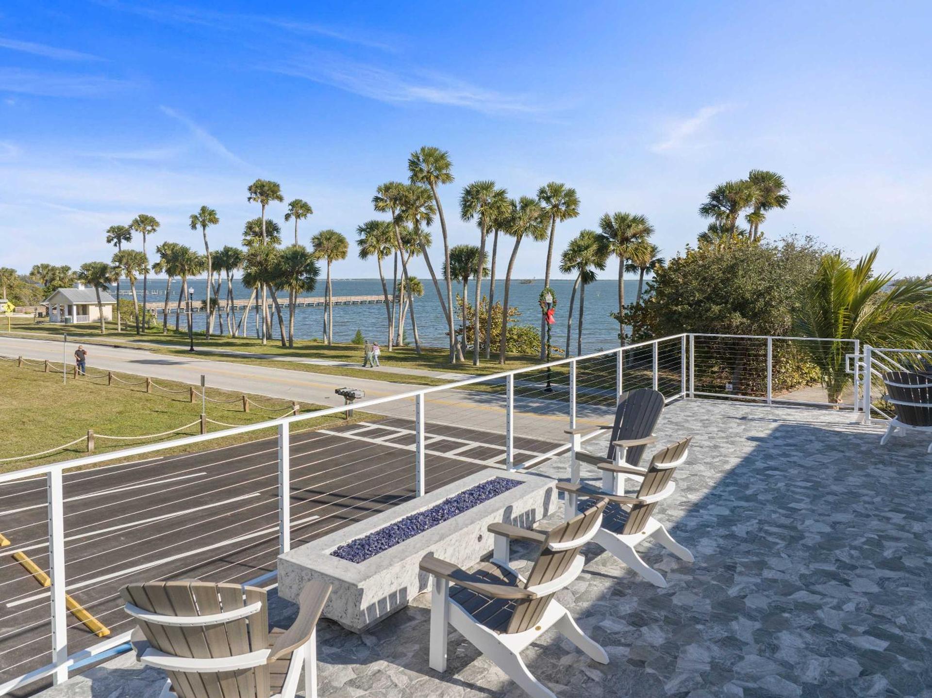 Water side Condo in Sebastian FL