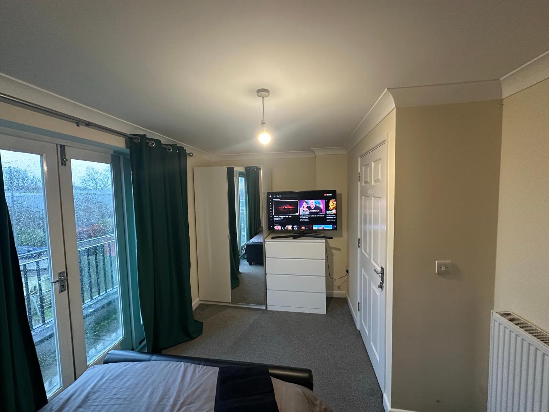 Relaxing double rooms in a beautiful house