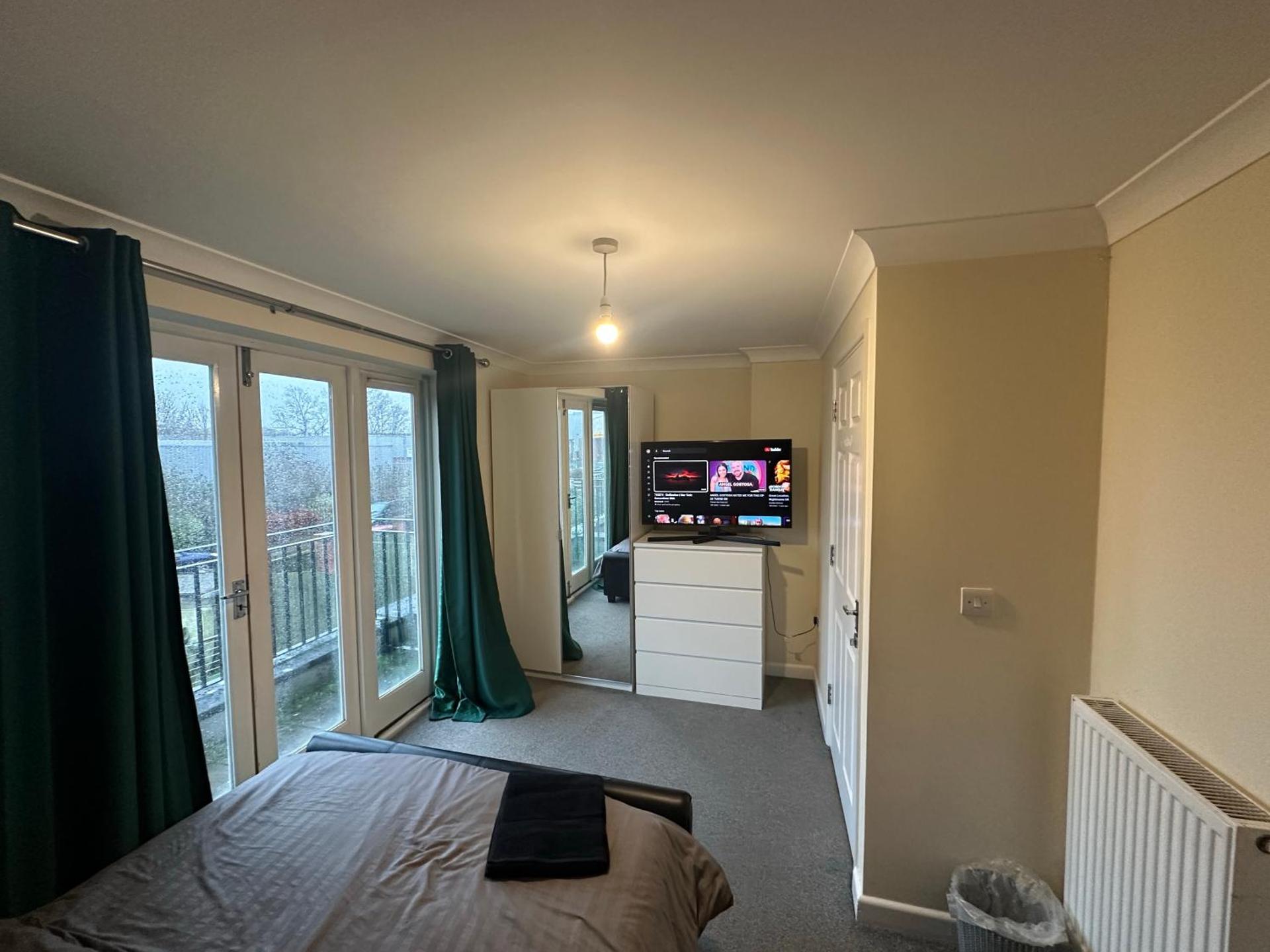 Relaxing double rooms in a beautiful house