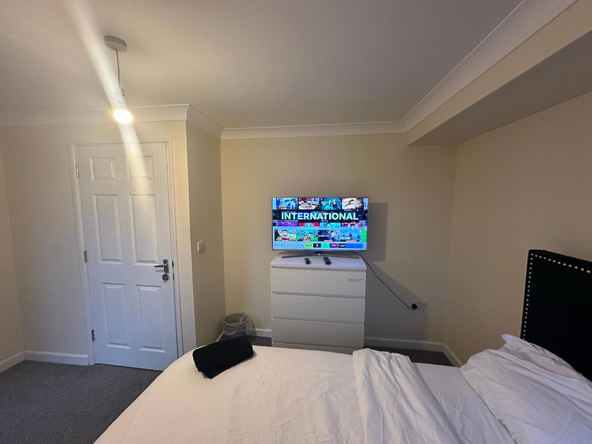 Relaxing double rooms in a beautiful house