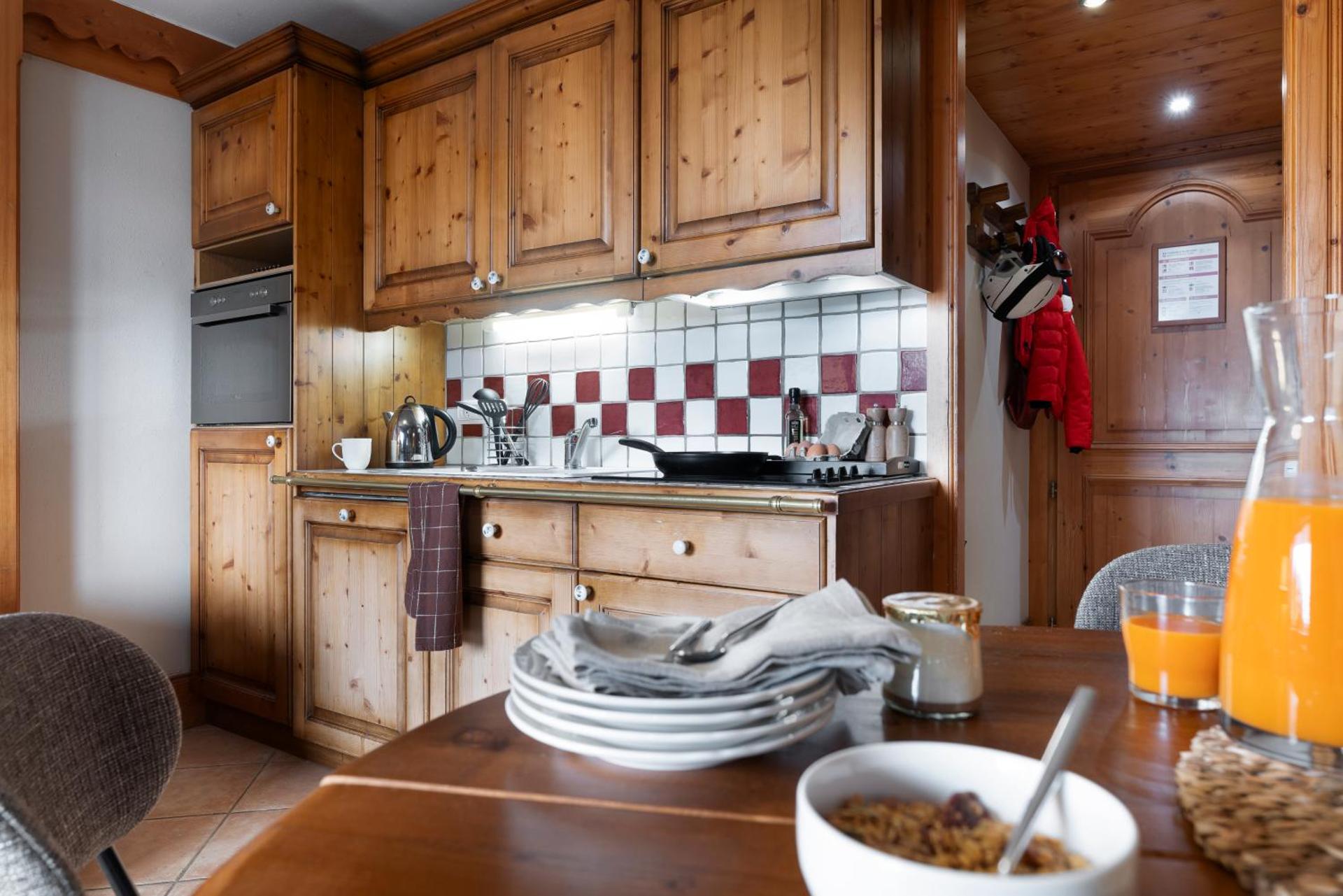 Kitchen or kitchenette