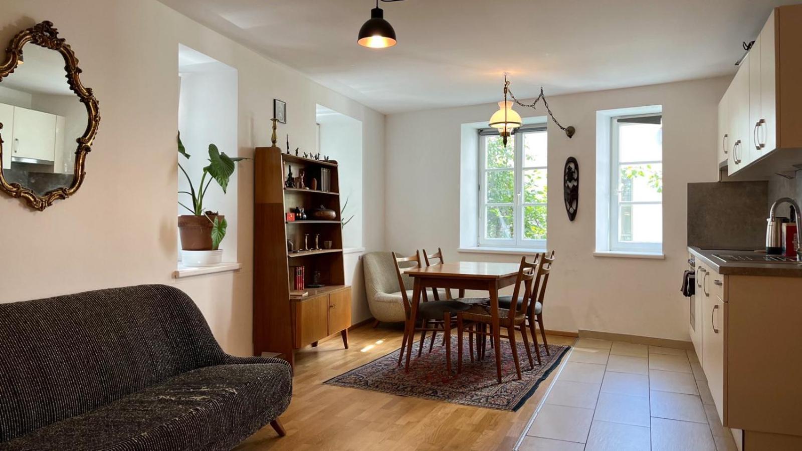 Double Room with Private Bathroom and Kitchen