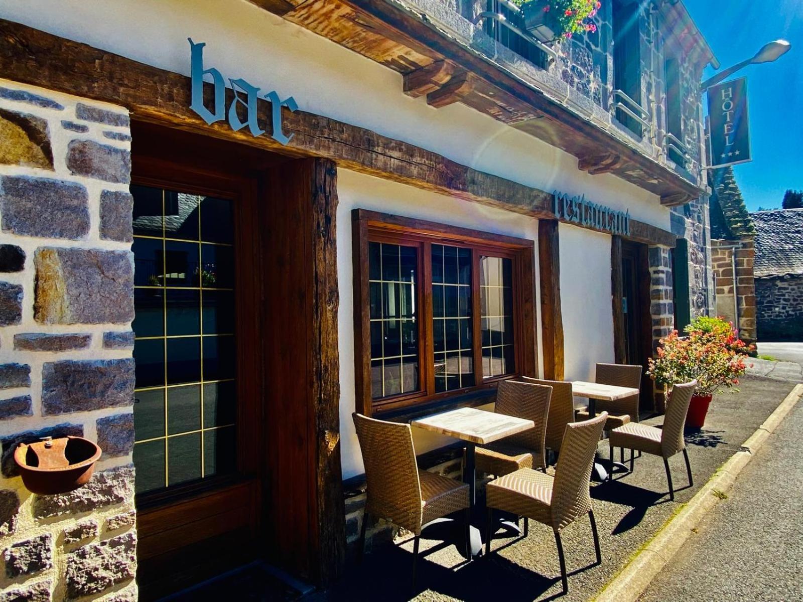 Hôtel Restaurant du Plomb du Cantal