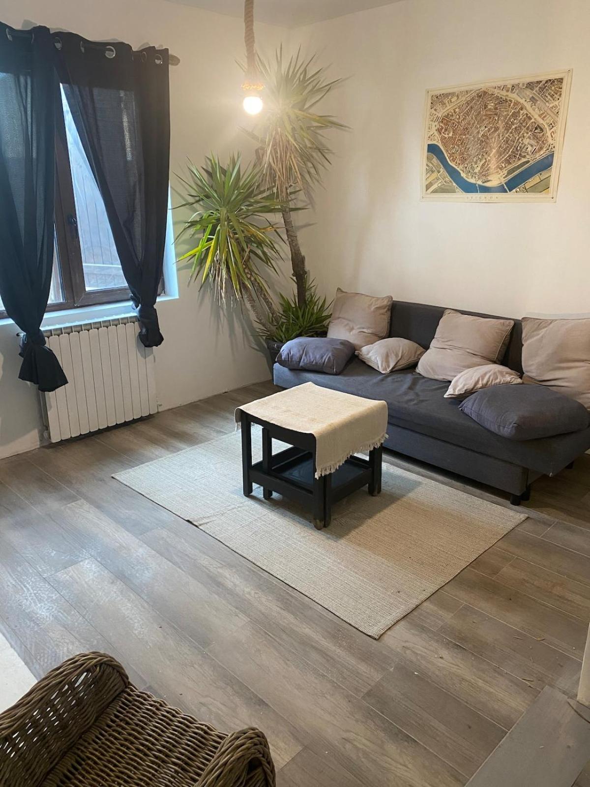 T2 dans Villa à Sorgues