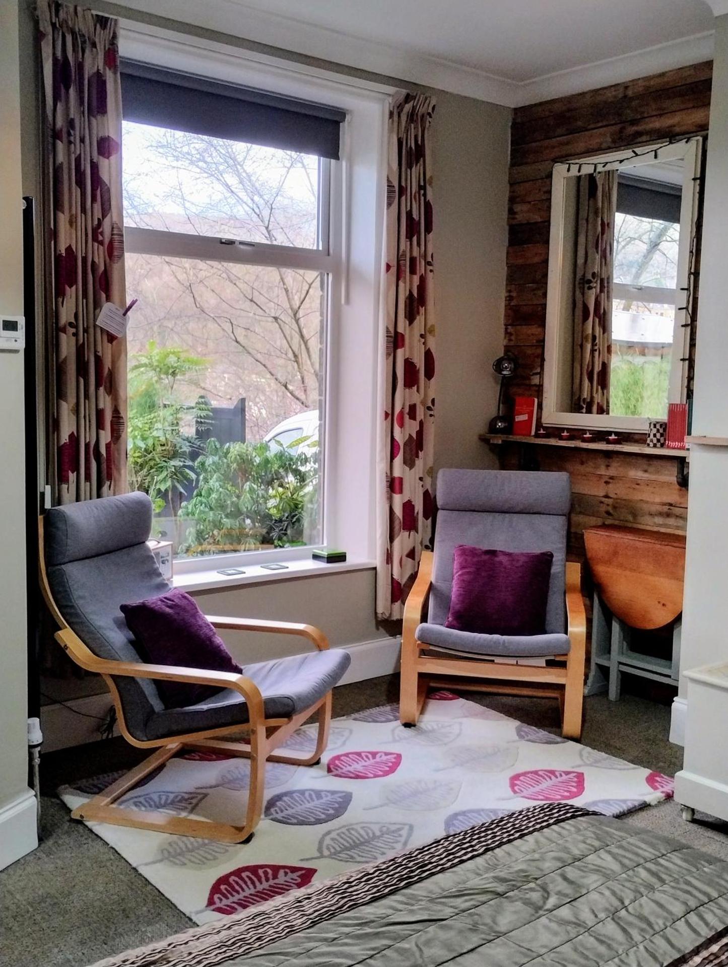 The Cabin - Great Views, Garden, Netflix, Near Town