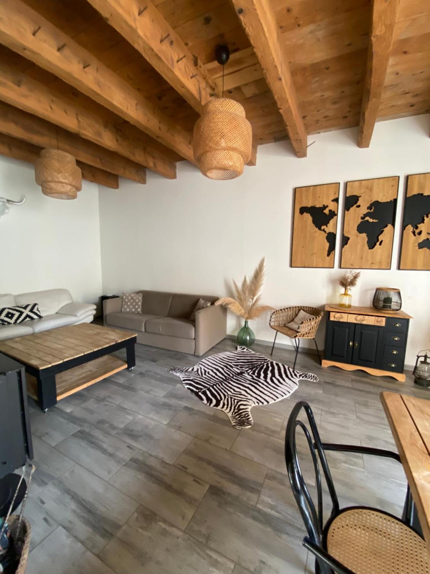 Grange familiale 2 à 4 chambres