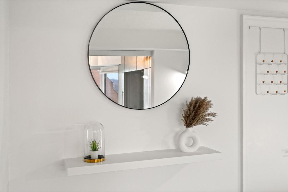 Luxurious Suite in Yorkville