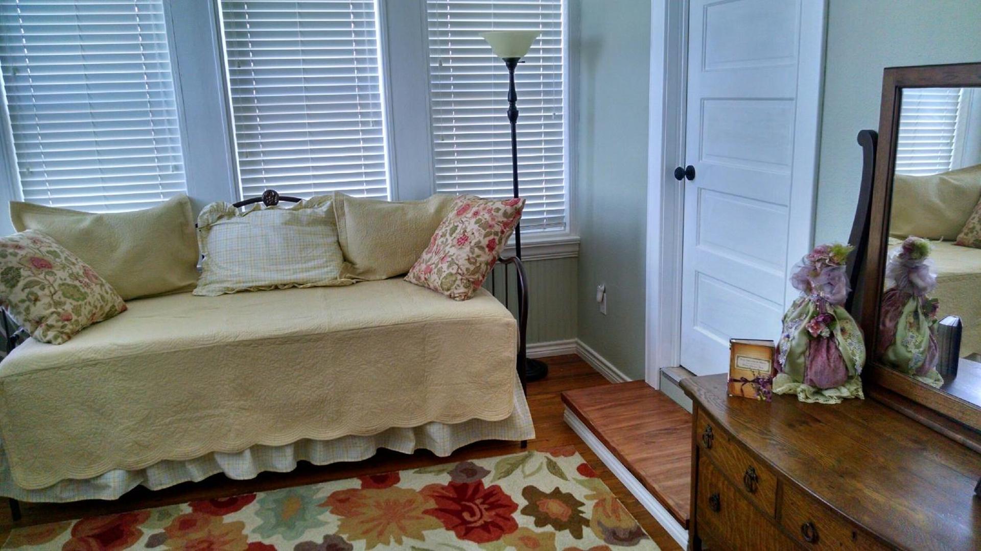 Sandstone Street Bed and Breakfast