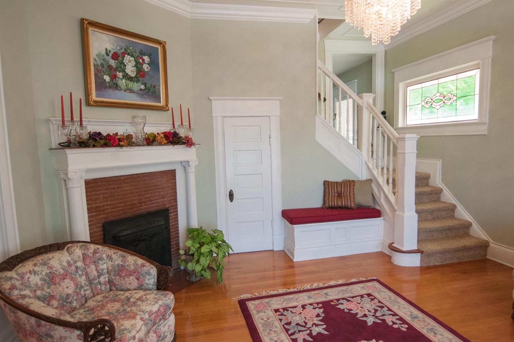 Sandstone Street Bed and Breakfast