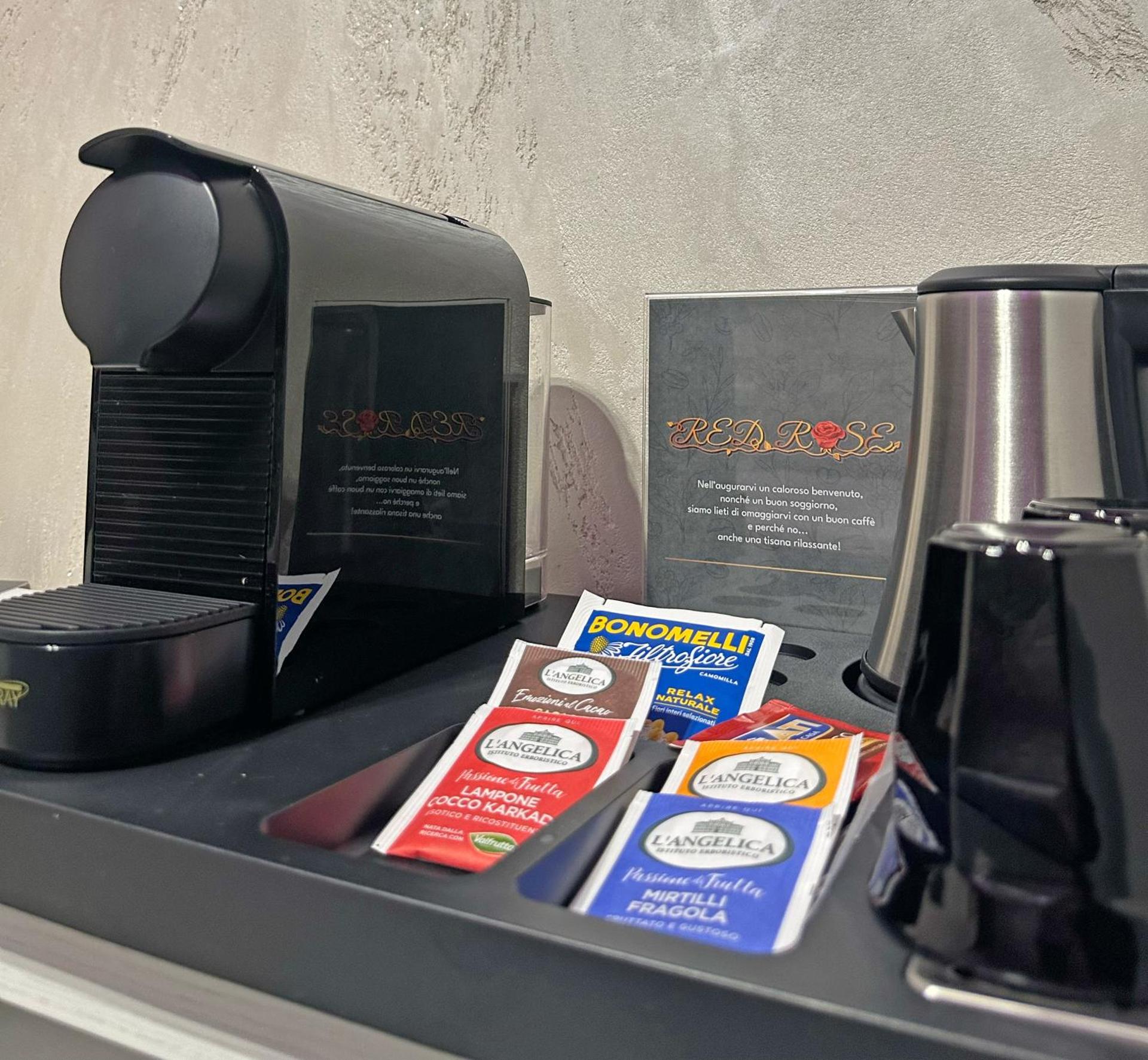 Coffee/tea facilities