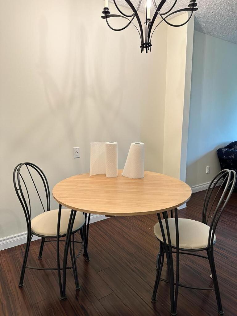 Cozy & bright private one-bed rm