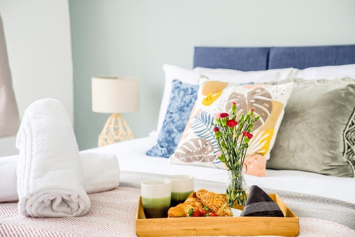 Beautiful house, sleeps 8