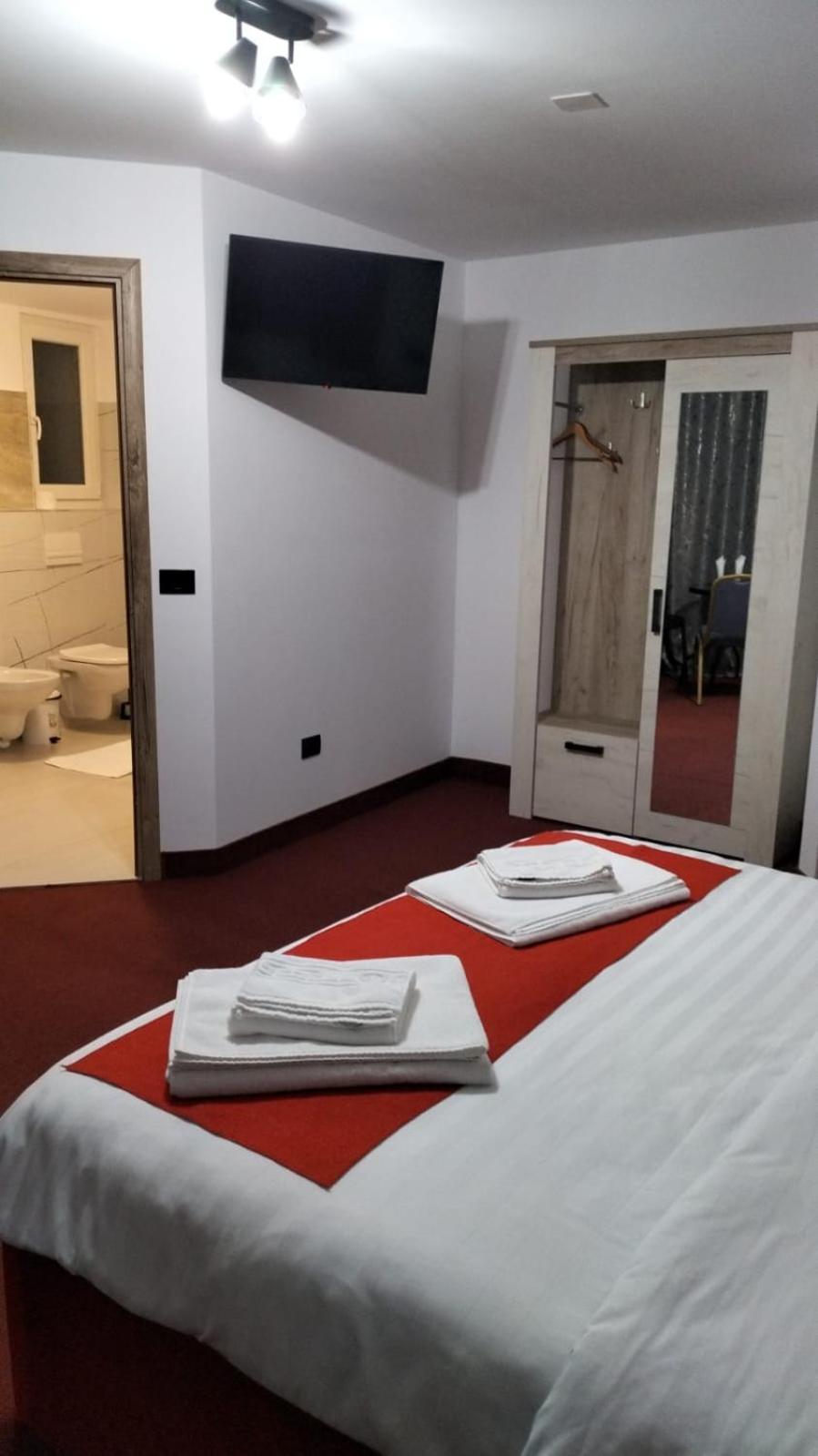 Double Room with Private Bathroom