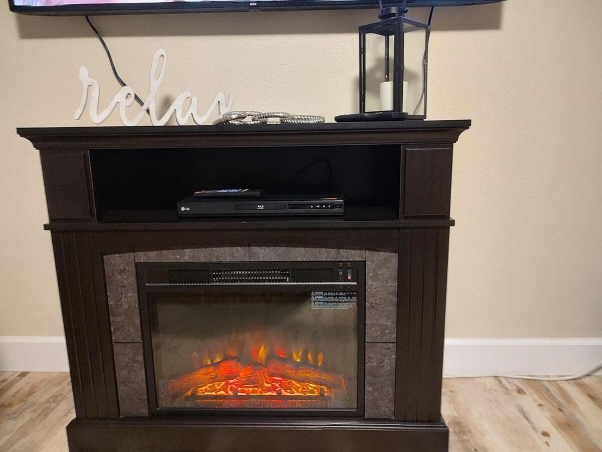 Cozy Harborside Condo, Florence