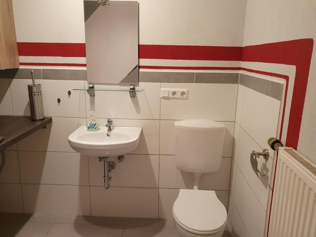 Hanghaus in Alleinlage - WE basement