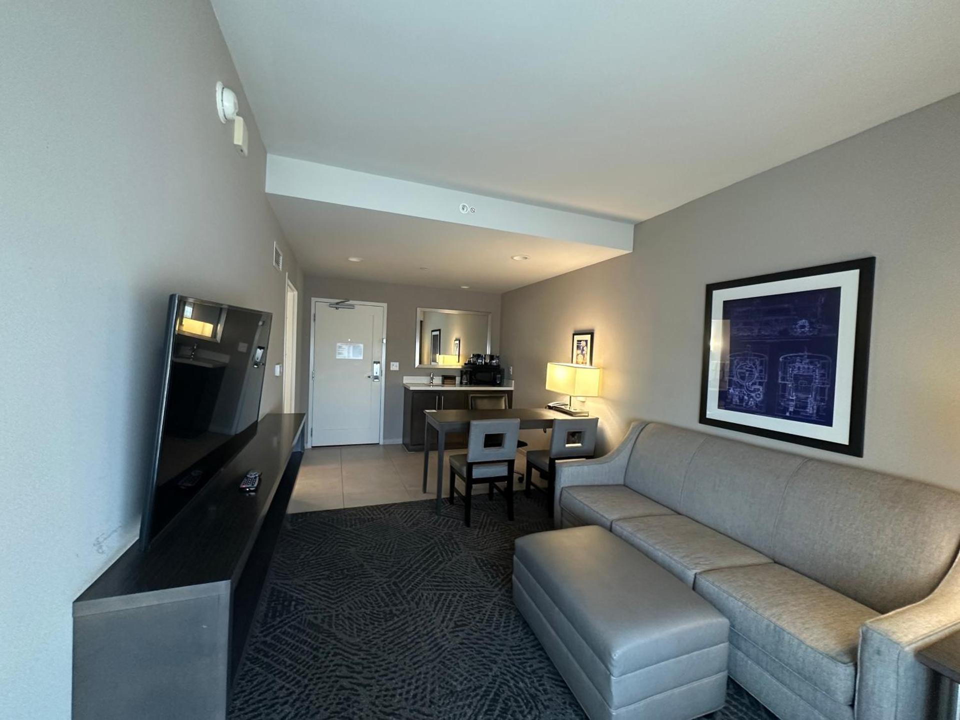Two-Bedroom King Suite