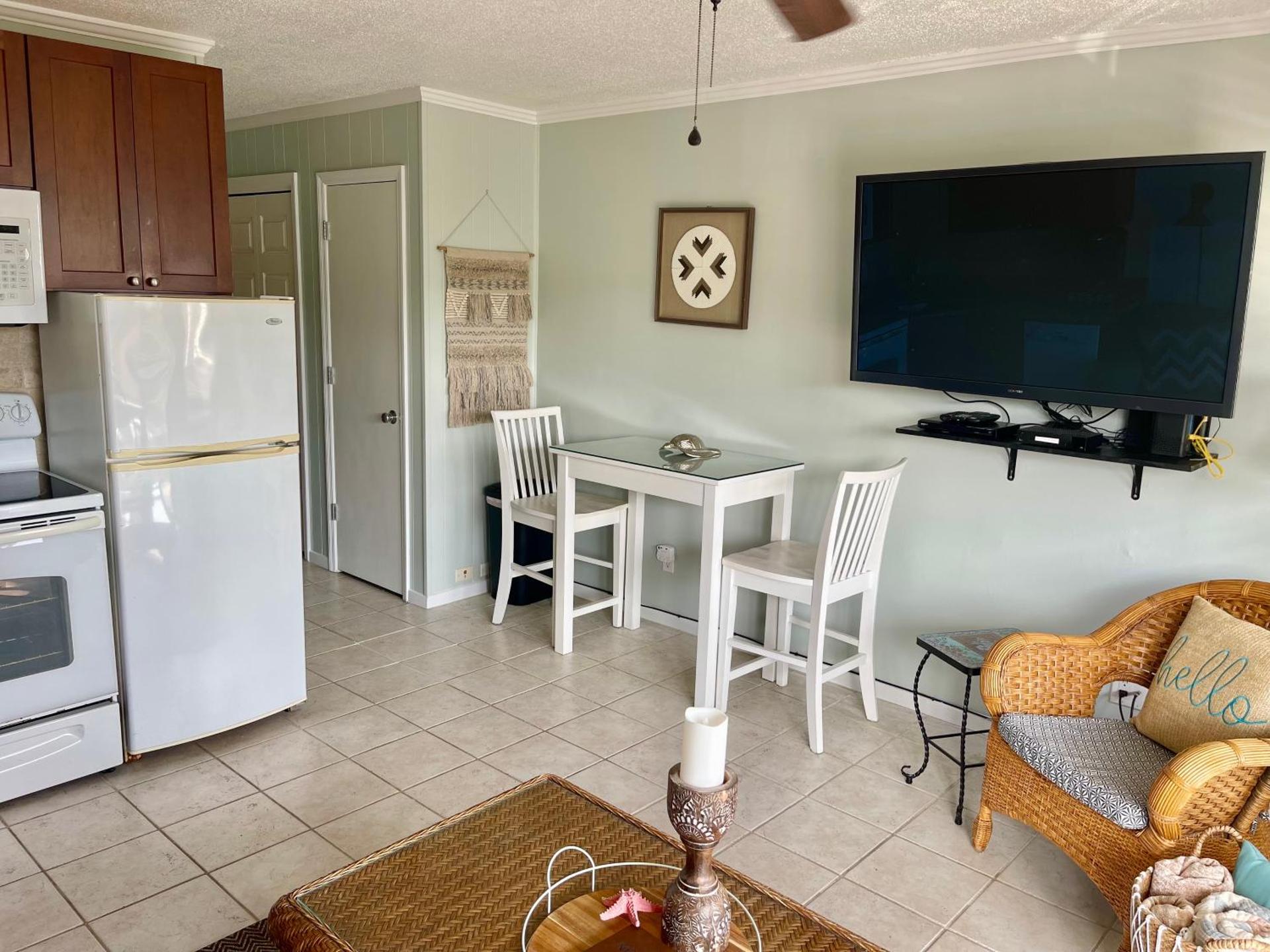 On Island Thyme Getaway near Coligny- #228