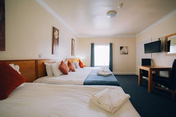 Rooms At 95 Long Street