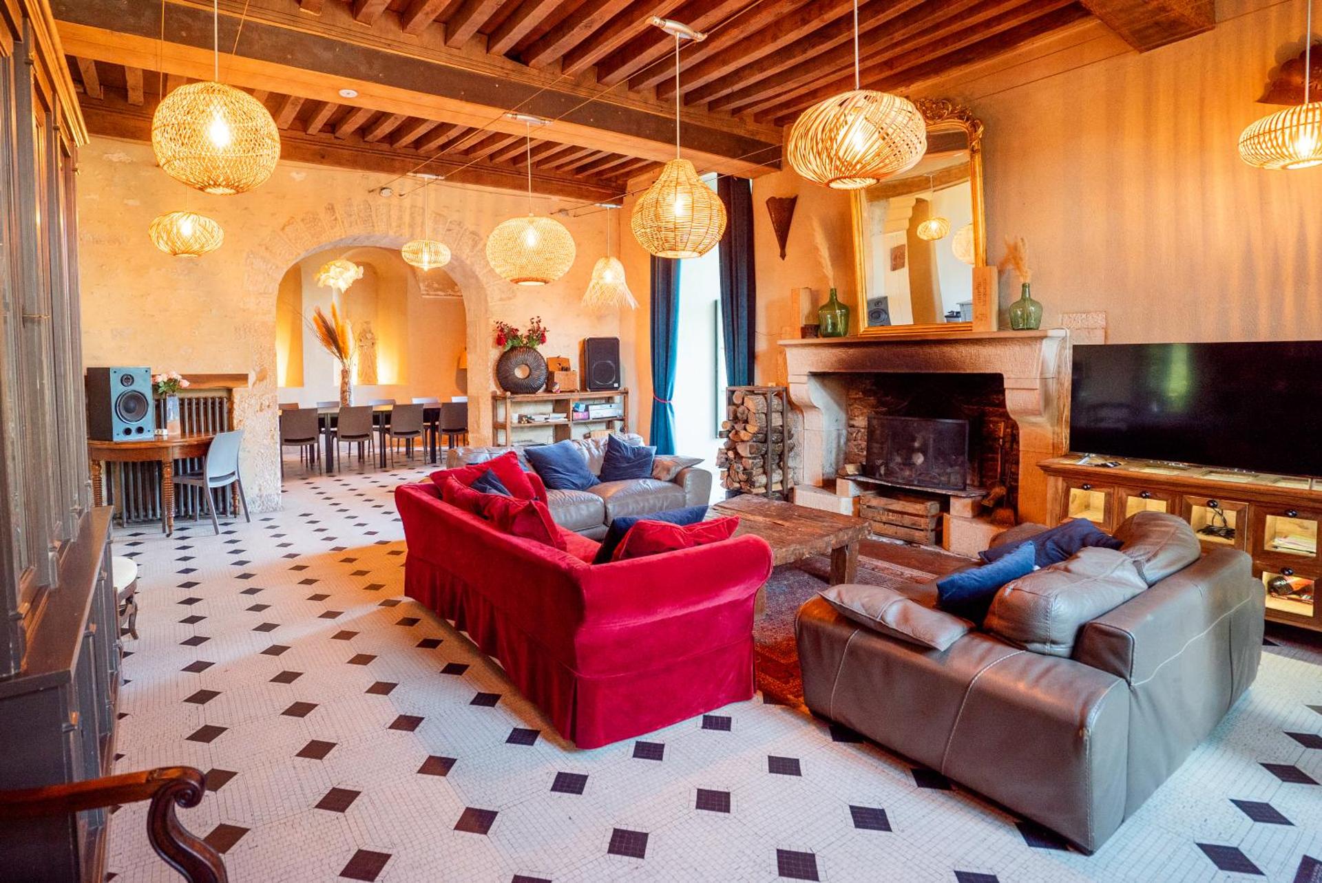 Communal lounge/ TV room