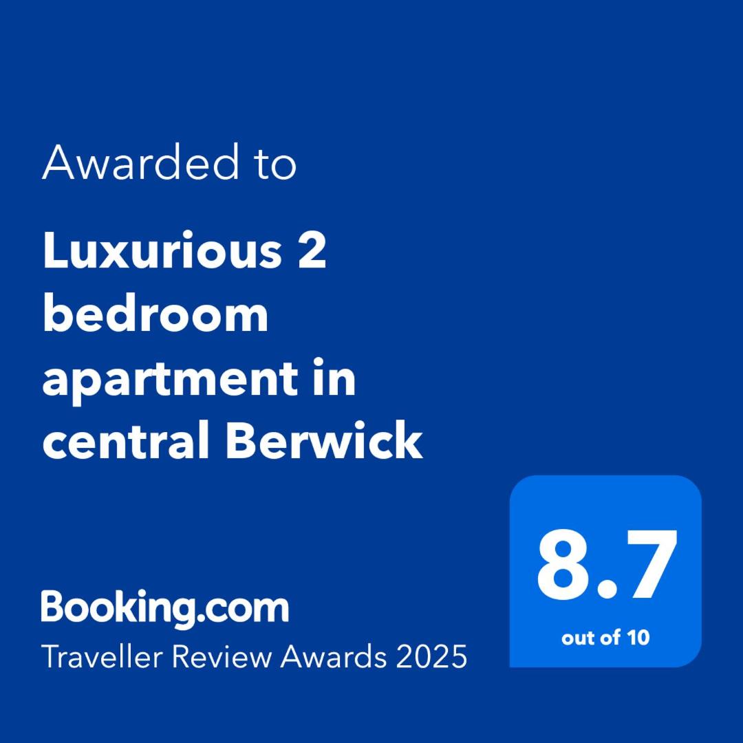 Luxurious 2 bedroom apartment in central Berwick