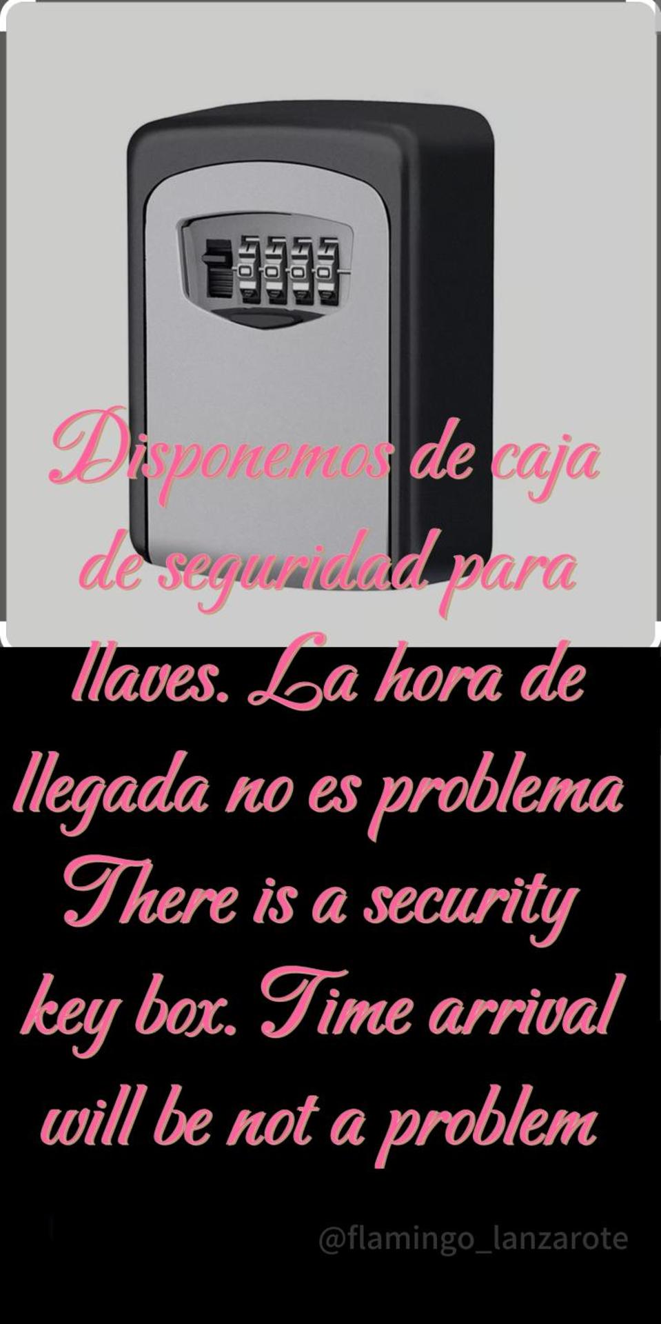 Flamingo Suite with terrace and private bath by Flamingo House