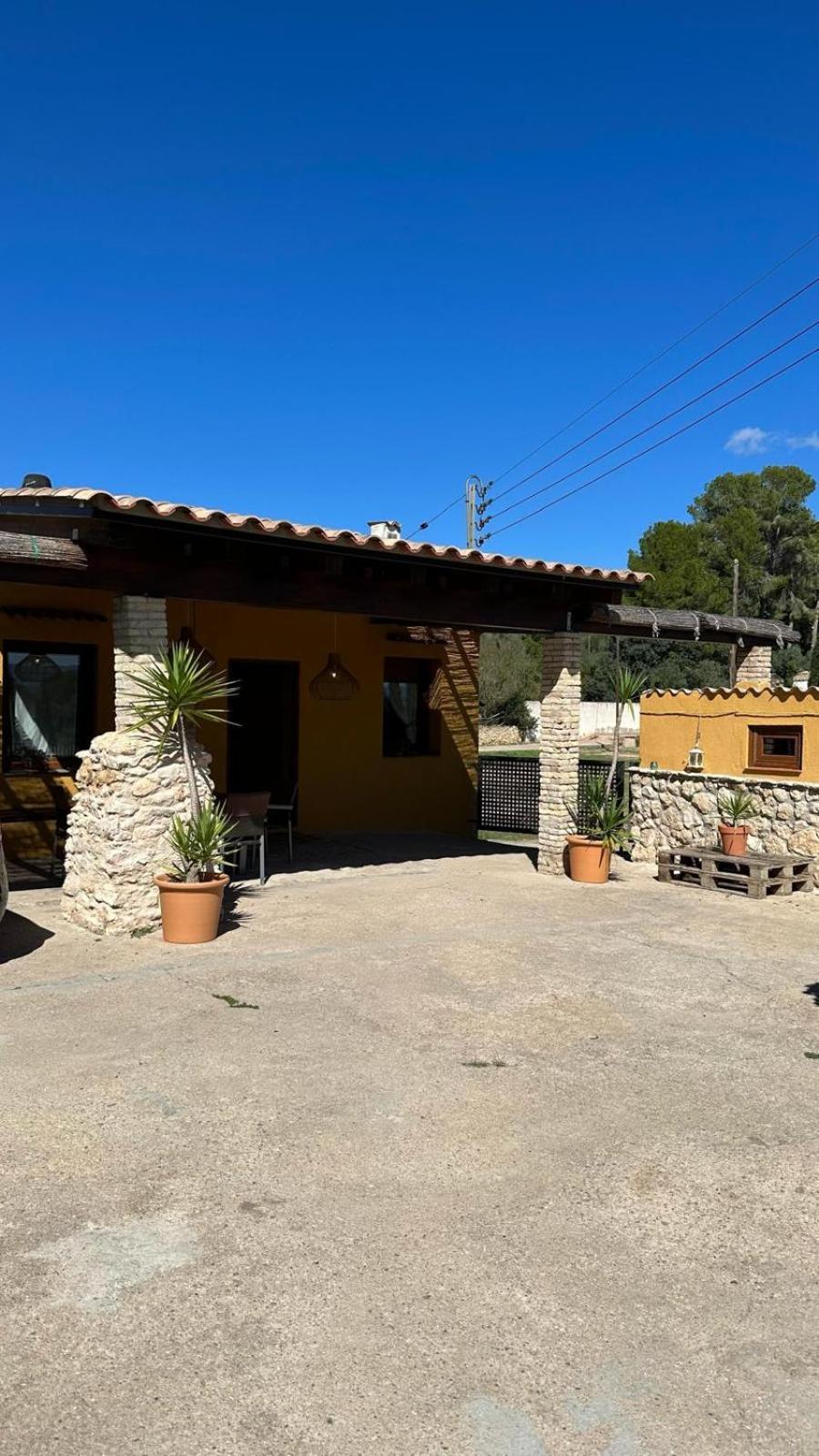 Casa con vistas, piscina y animales de granja, LA CASETA