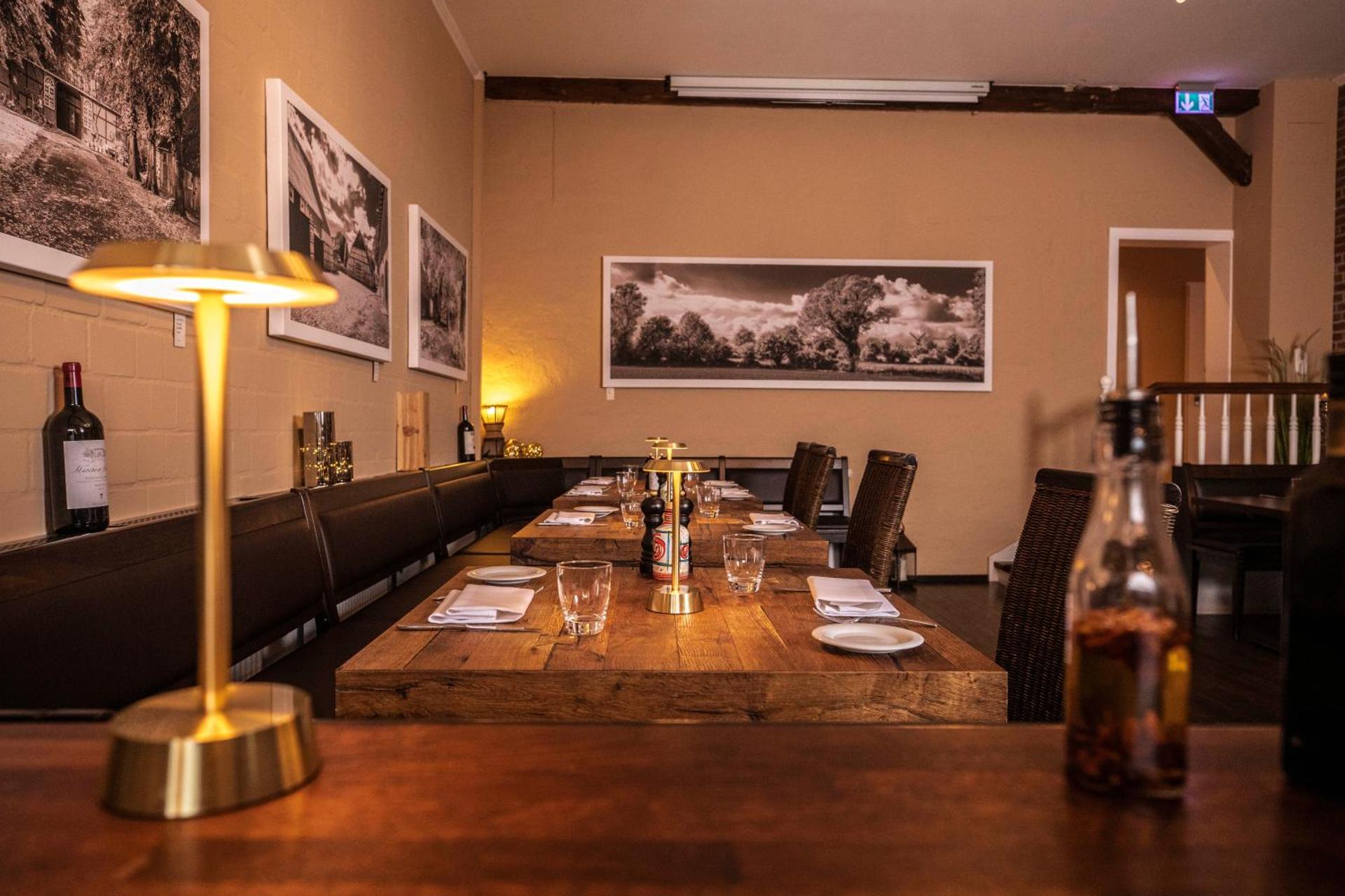 Restaurant/places to eat