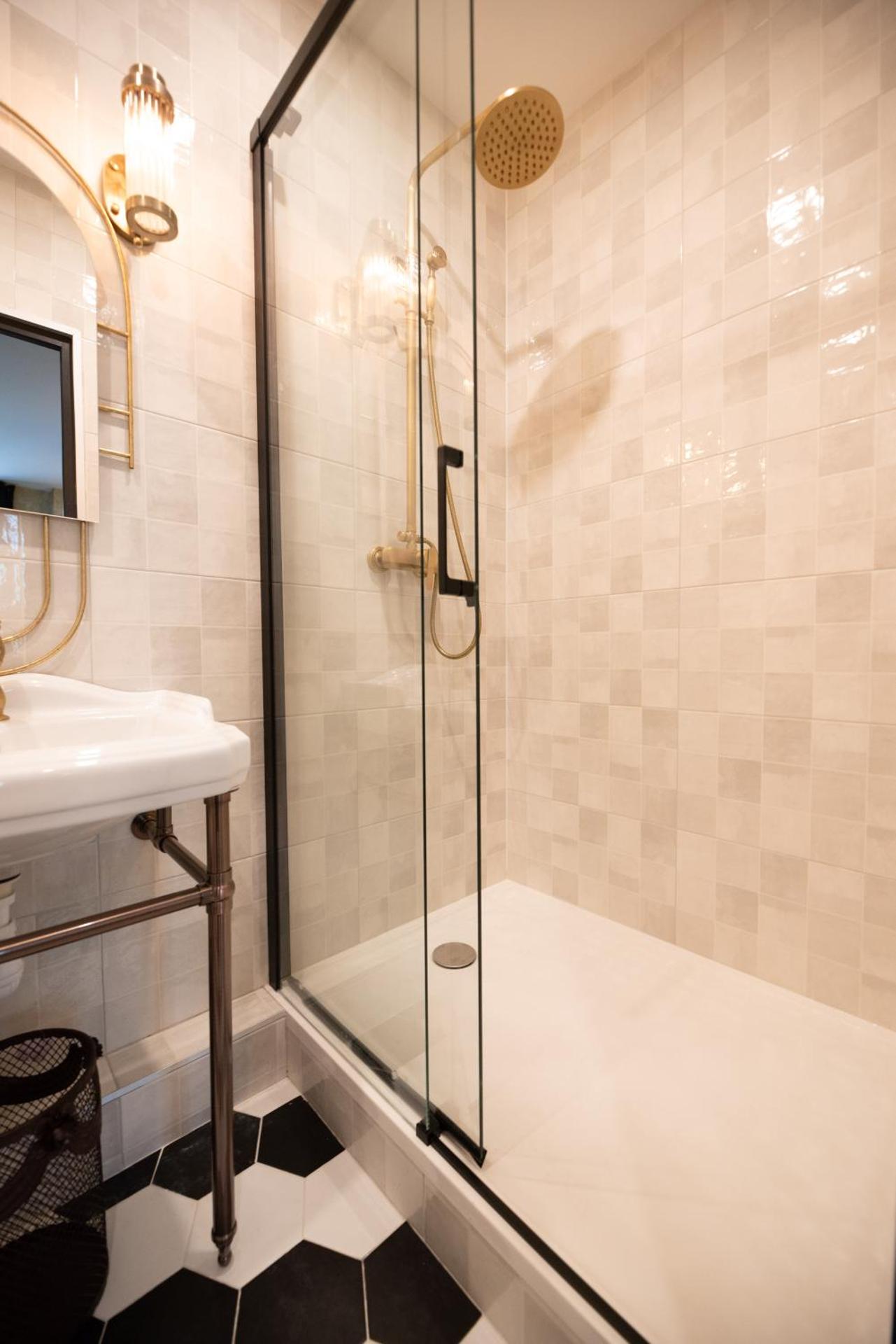 Monsieur Montmartre - Moulin Rouge Residence