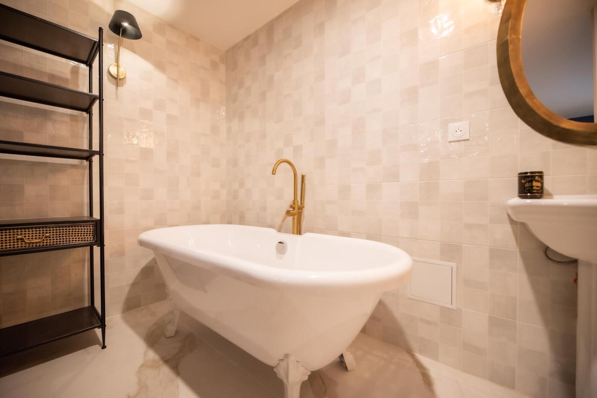 Monsieur Montmartre - Moulin Rouge Residence