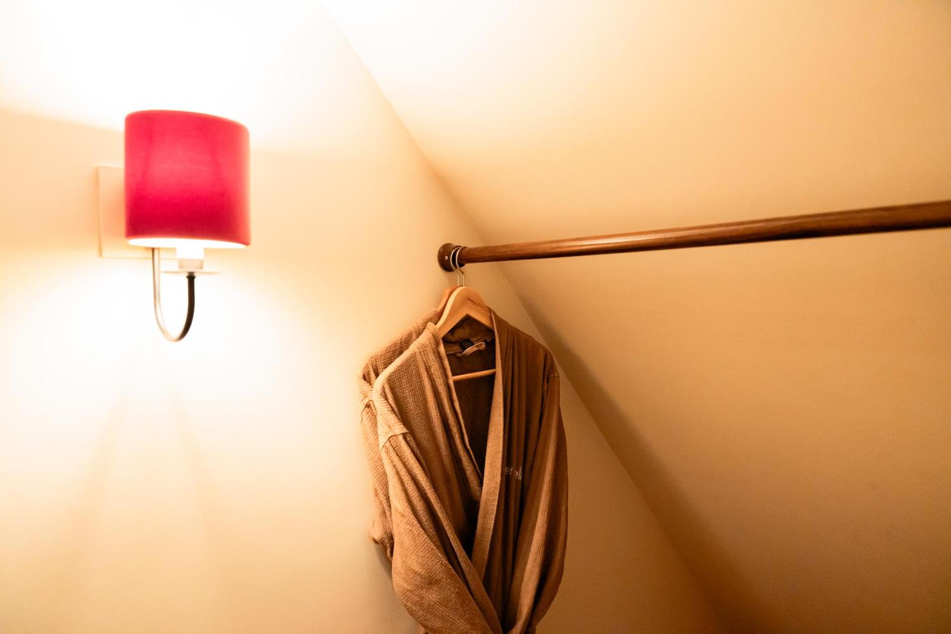 King Suite with Bath