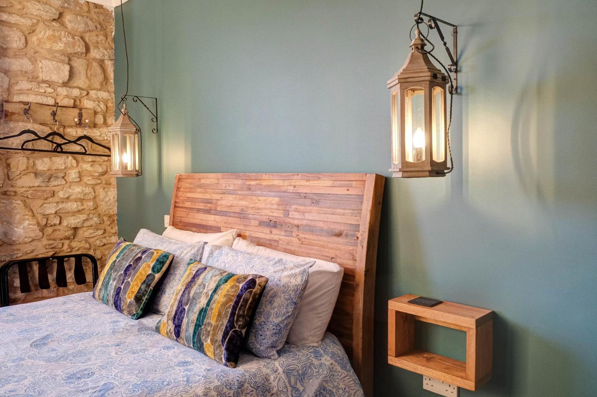 Estuary Point - unique sea views