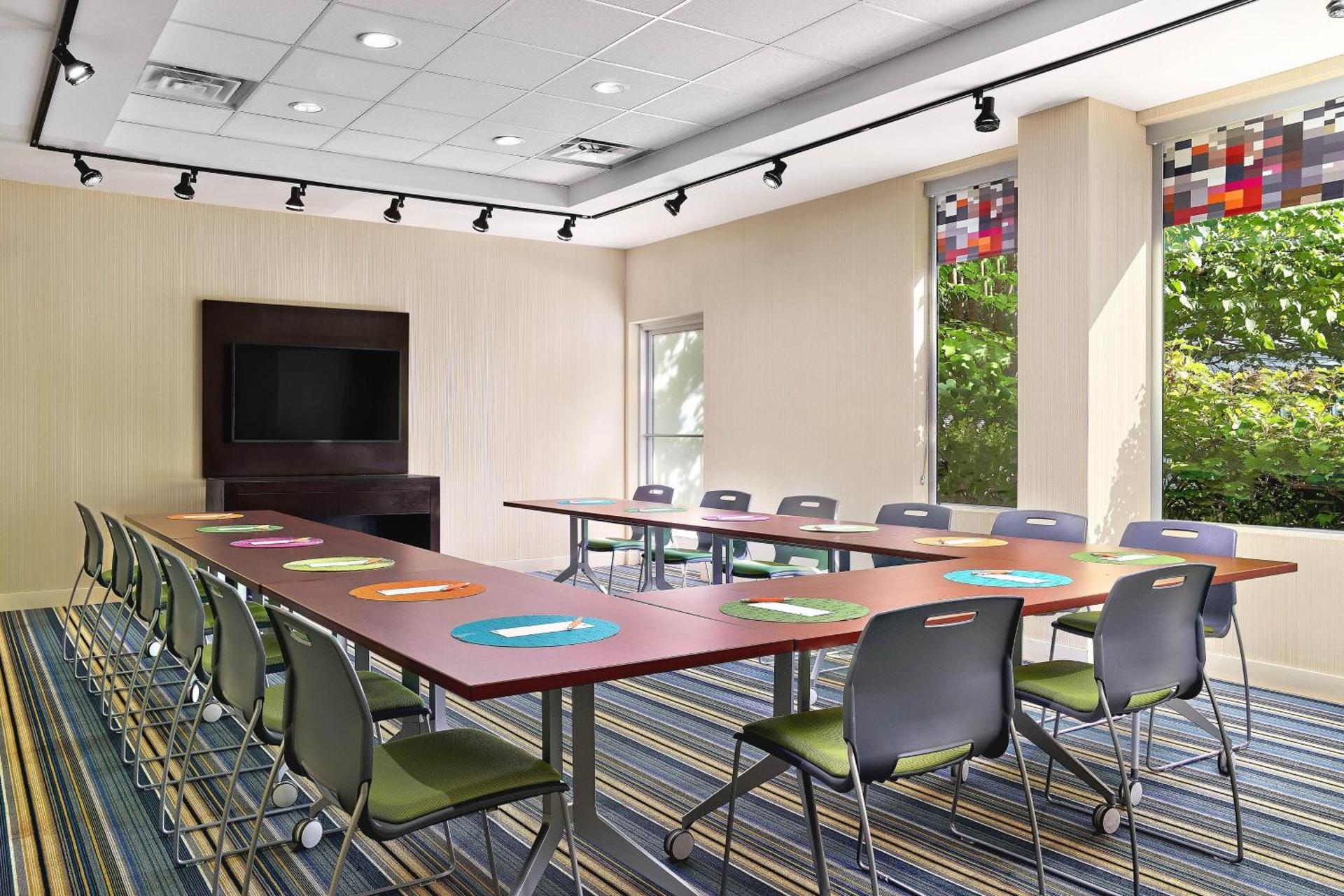 Meeting/conference room