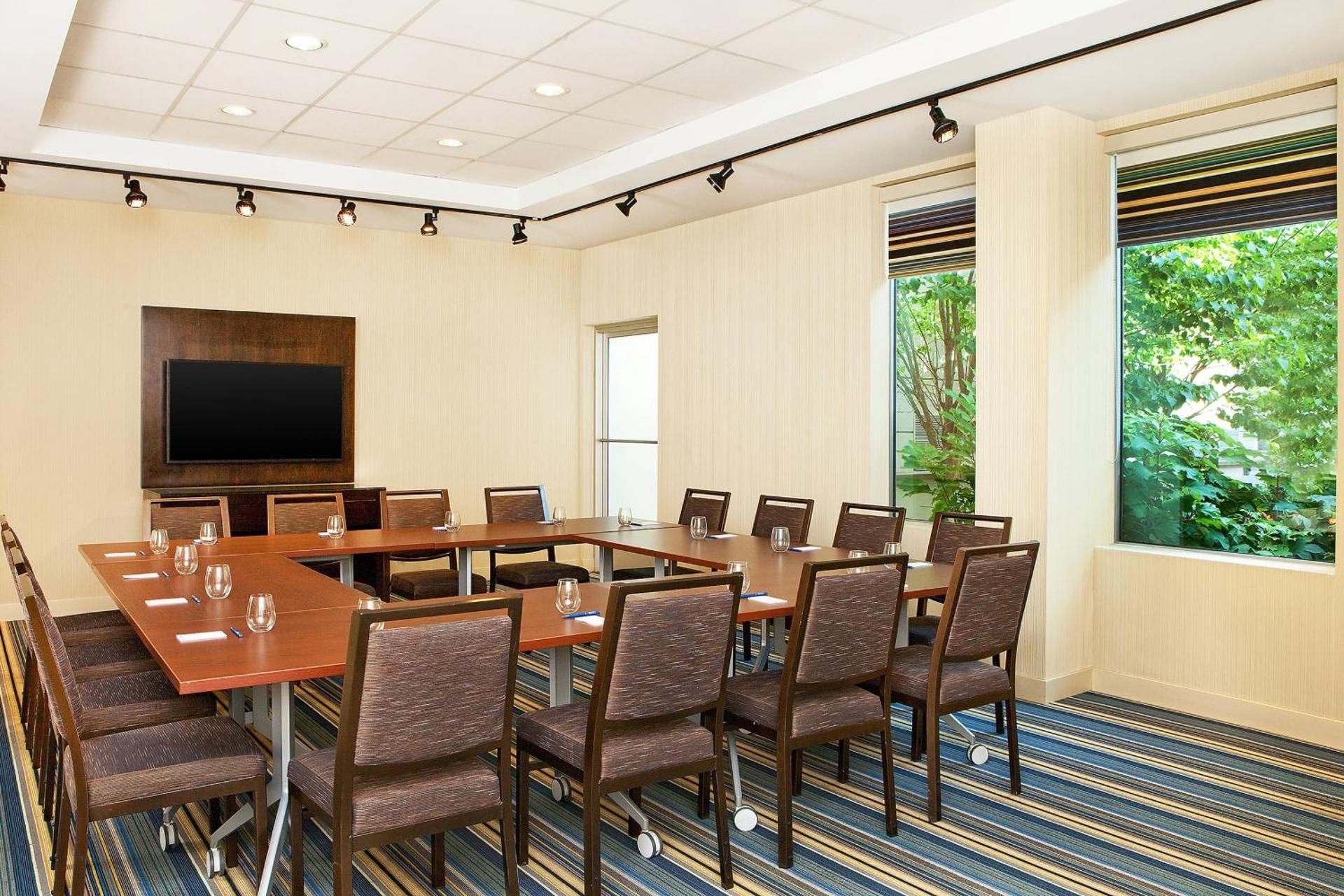 Meeting/conference room