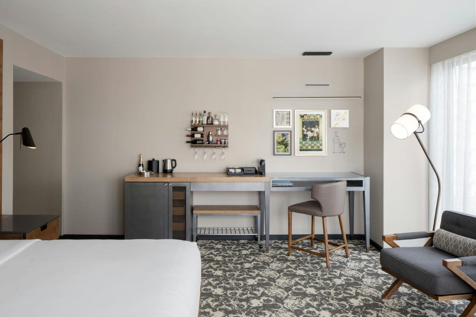 Photo of the whole room