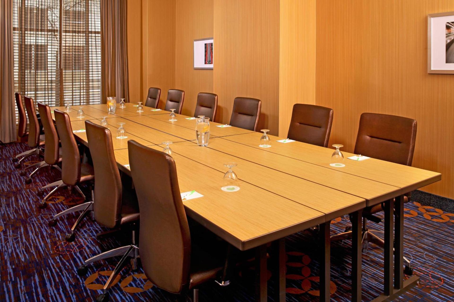 Meeting/conference room