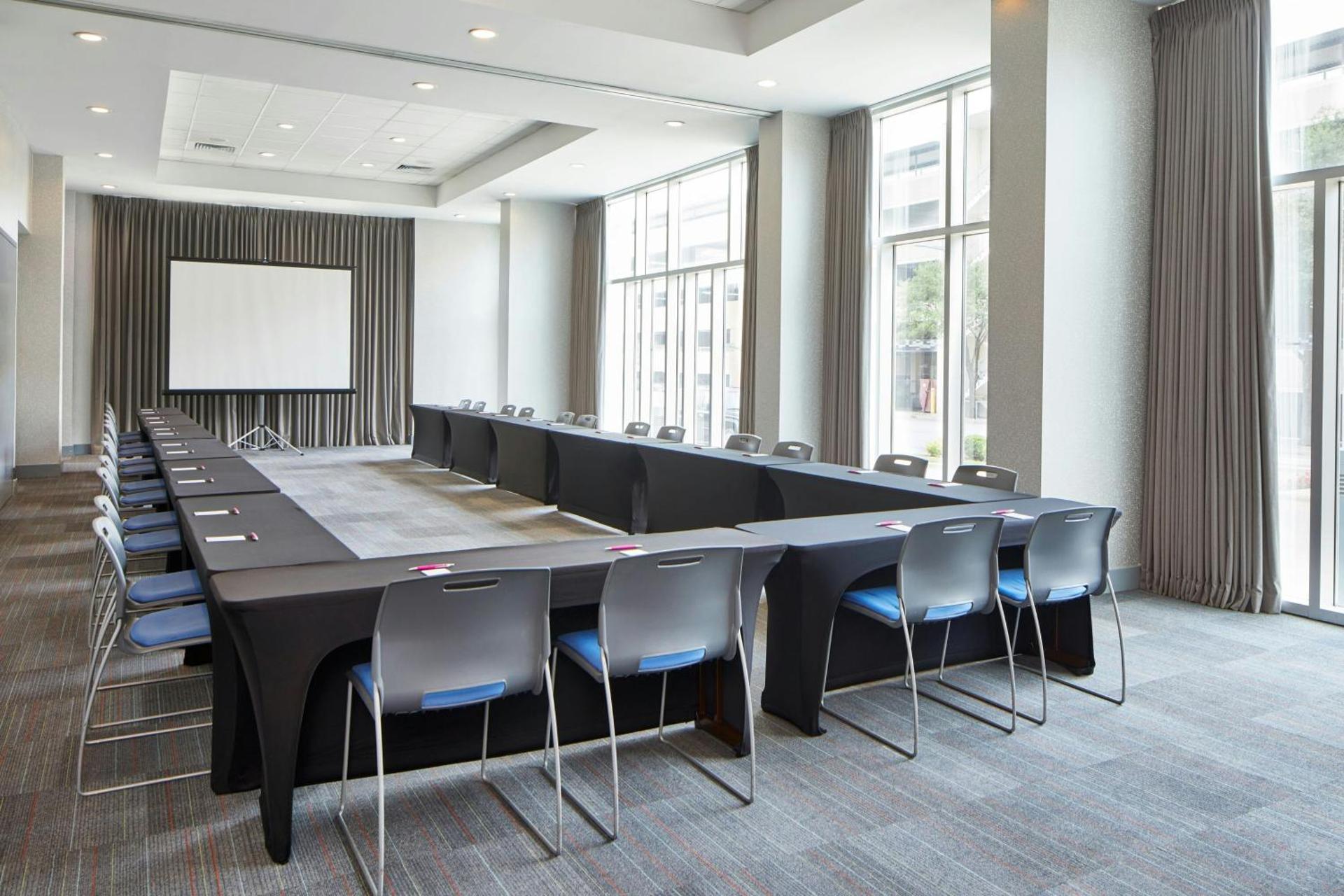 Meeting/conference room