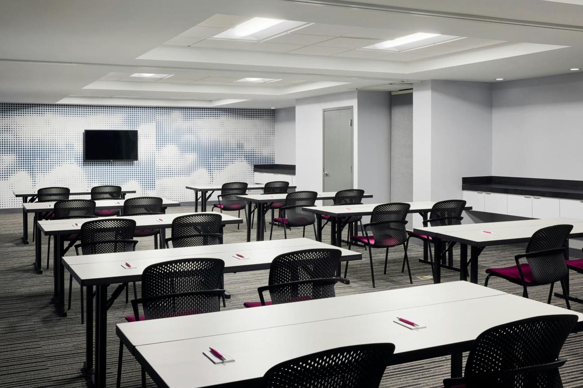 Meeting/conference room