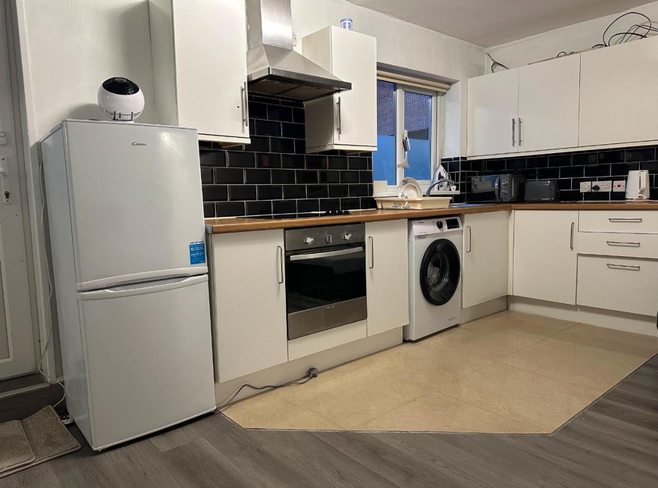 one bedroom apartment