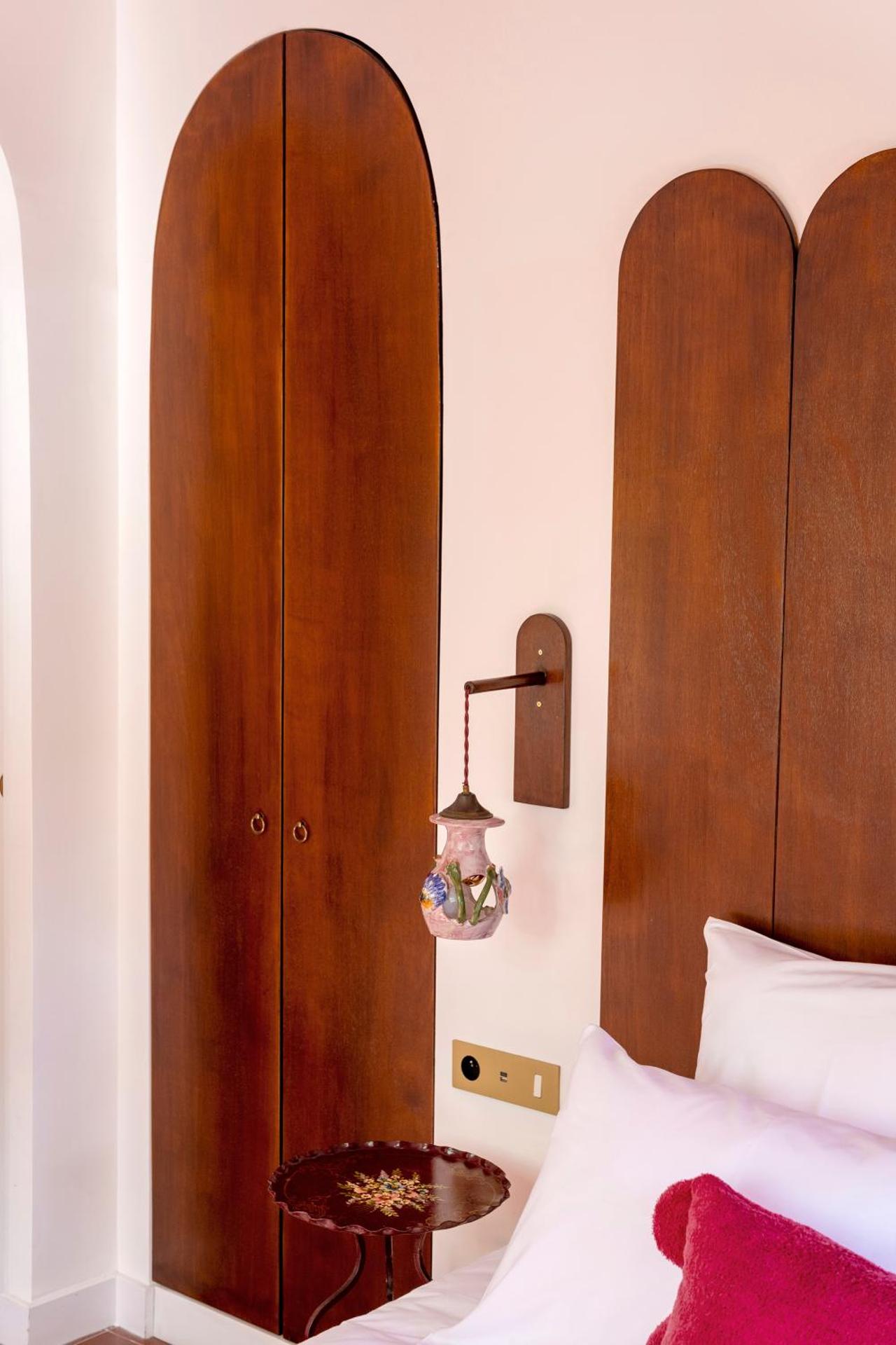 Les Chambres de la Relève