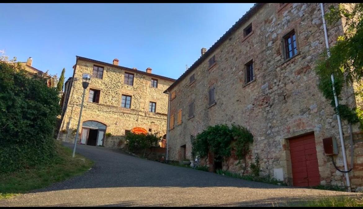 Villa la Grotta Montecastelli Pisano