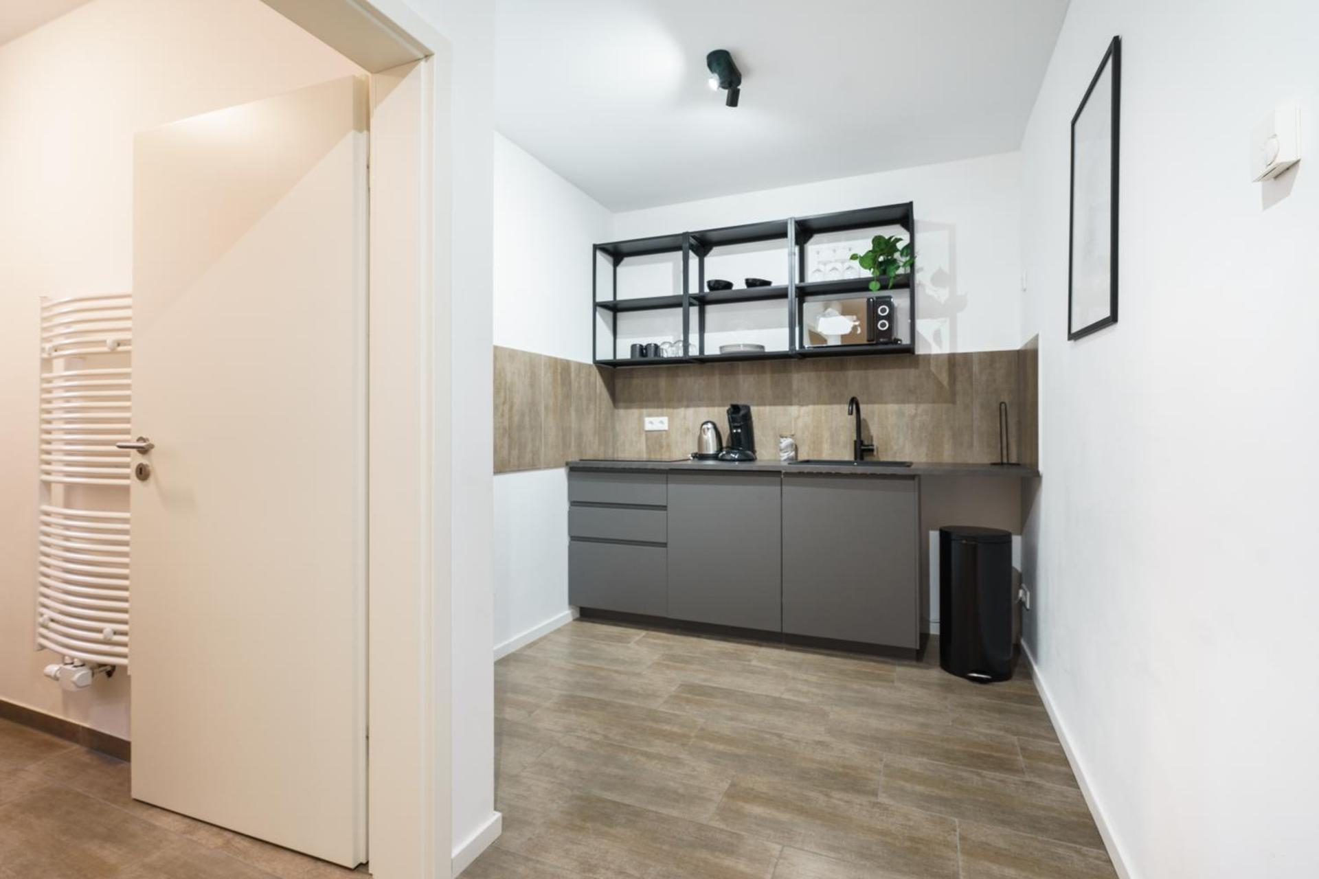 Kitchen or kitchenette