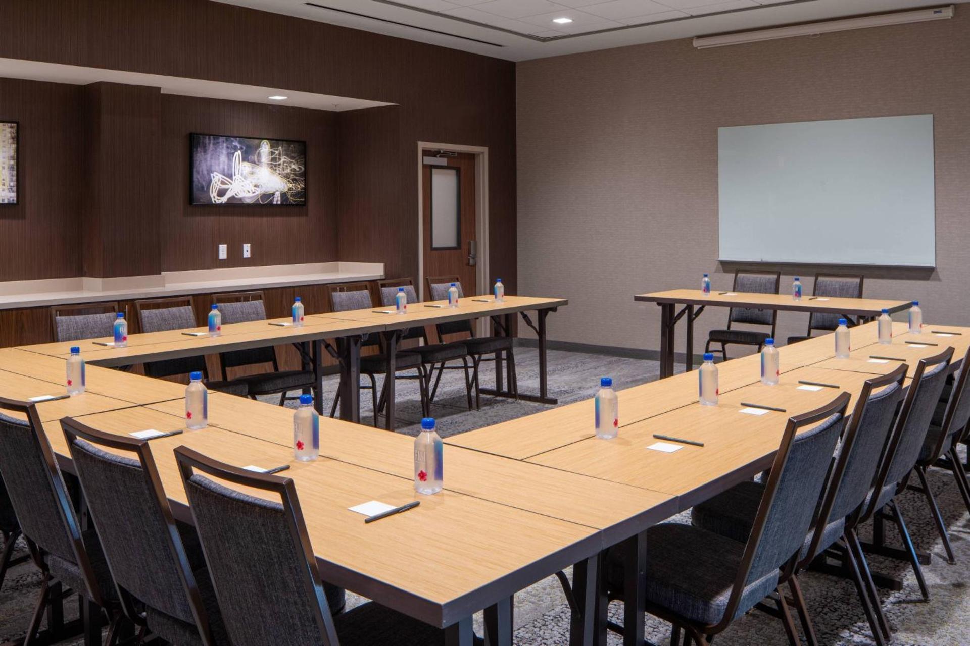 Meeting/conference room