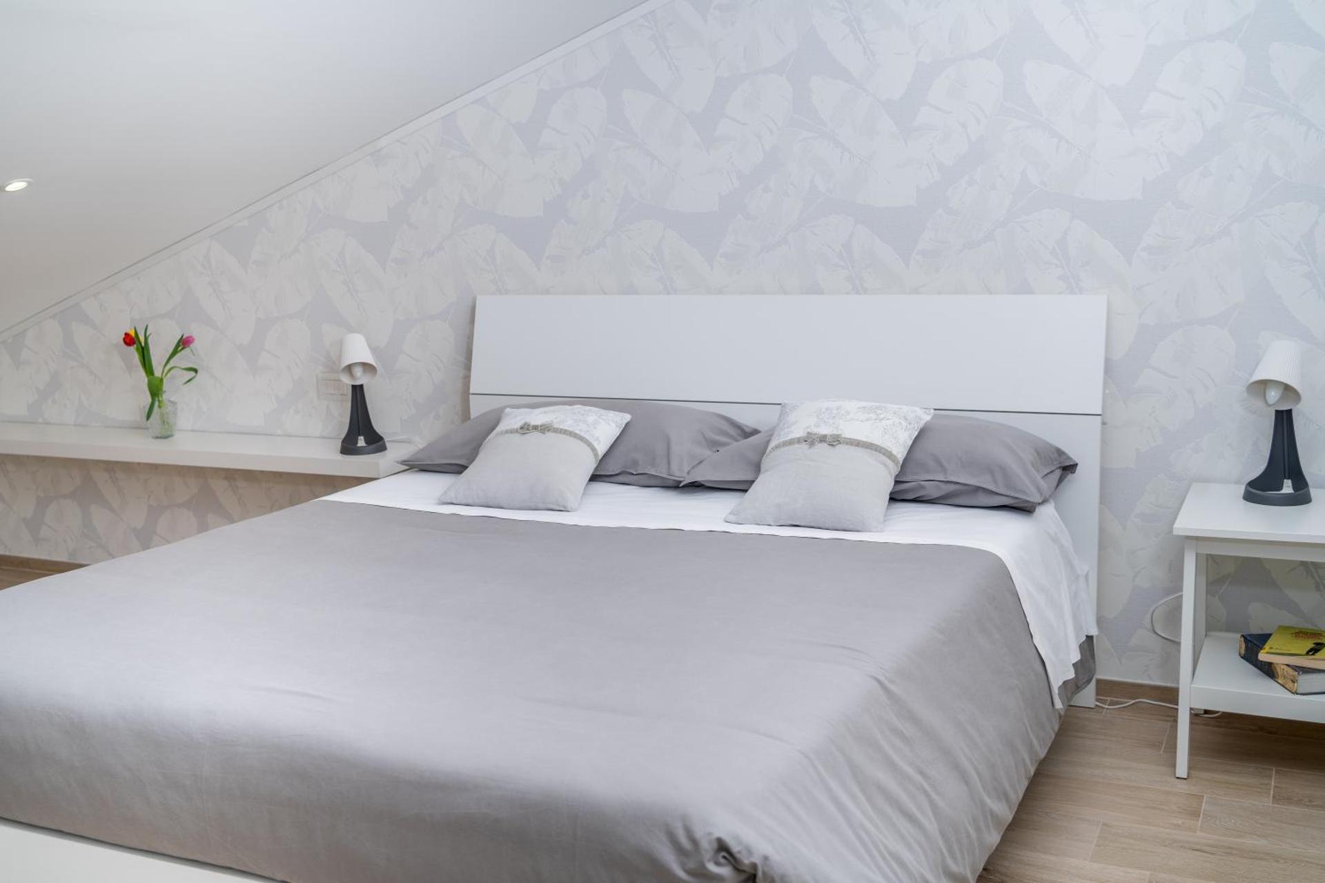 Otium Rooms / Camere e Appartamenti