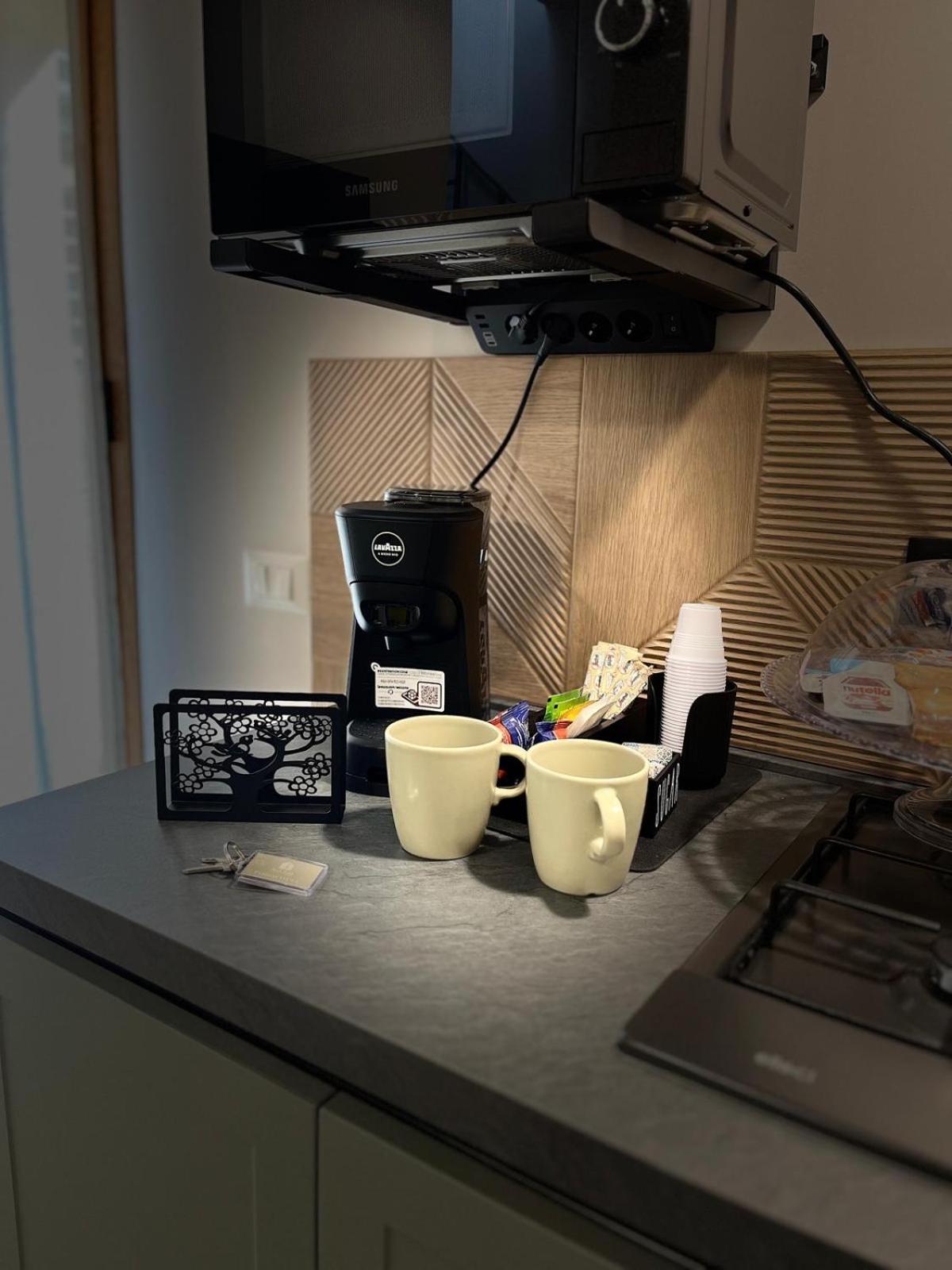 Coffee/tea facilities